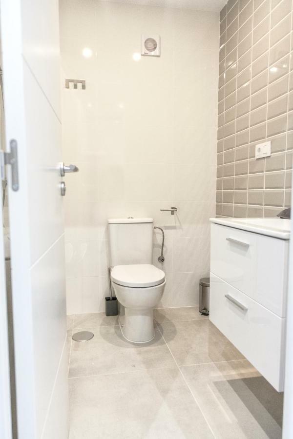 Estudio En Benalbeach Apartment เบนัลมาเดนา ภายนอก รูปภาพ