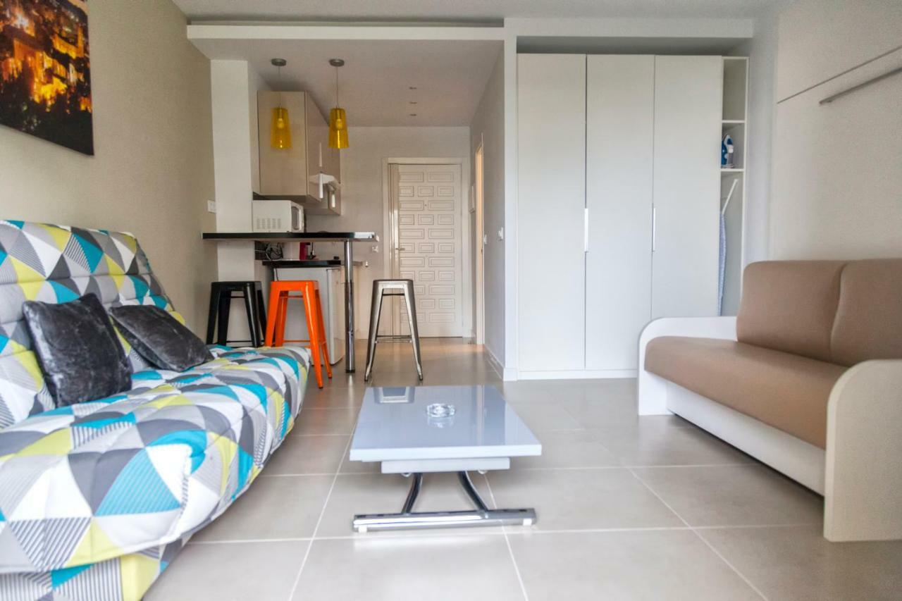 Estudio En Benalbeach Apartment เบนัลมาเดนา ภายนอก รูปภาพ