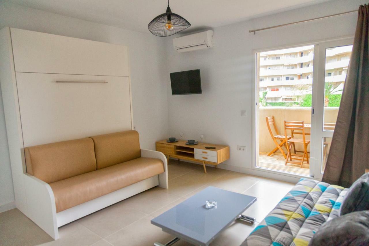 Estudio En Benalbeach Apartment เบนัลมาเดนา ภายนอก รูปภาพ